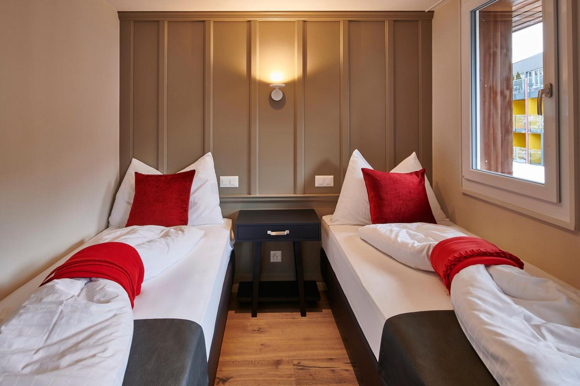 Jungfrau Suite,1214301643:JPEG