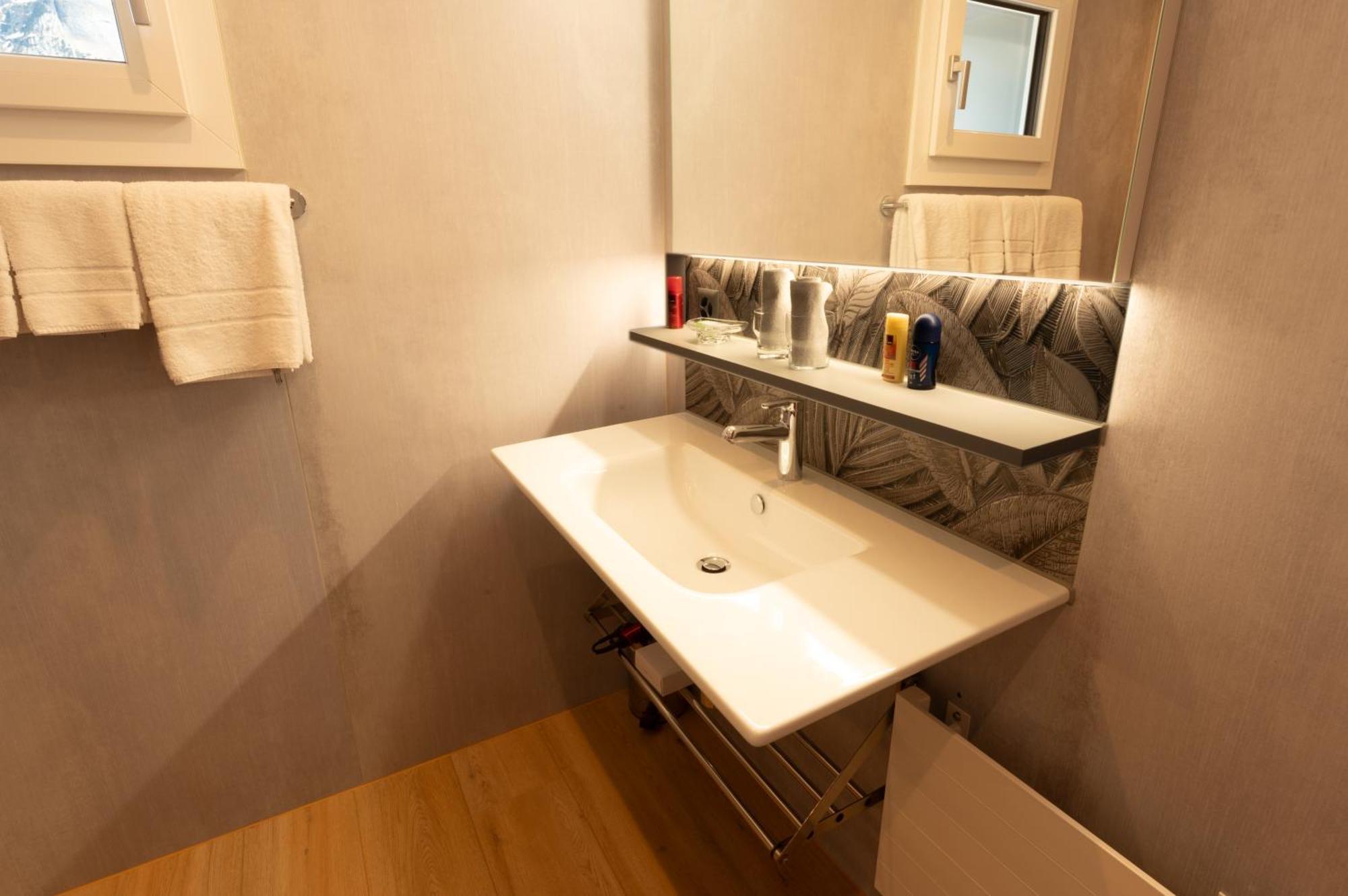 Triple Room with Mountain View,1742573170:JPEG